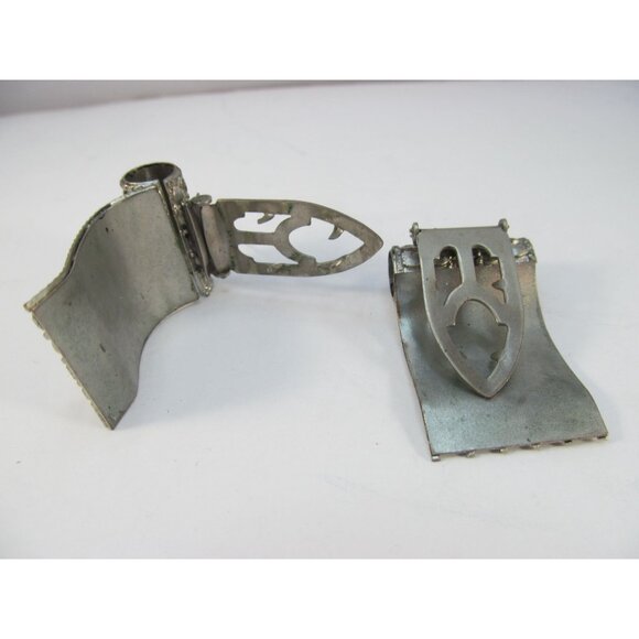 Vintage Set of Dress Clips Silver Aluminum Ripple Textured Design - Picture 7 of 11